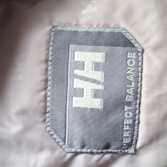 Helly Hansen Ski/Snowboard jacket - Picture 16 of 17
